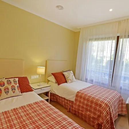 דירה Apartamento Bajo Isla La Toja Iii או גרובה